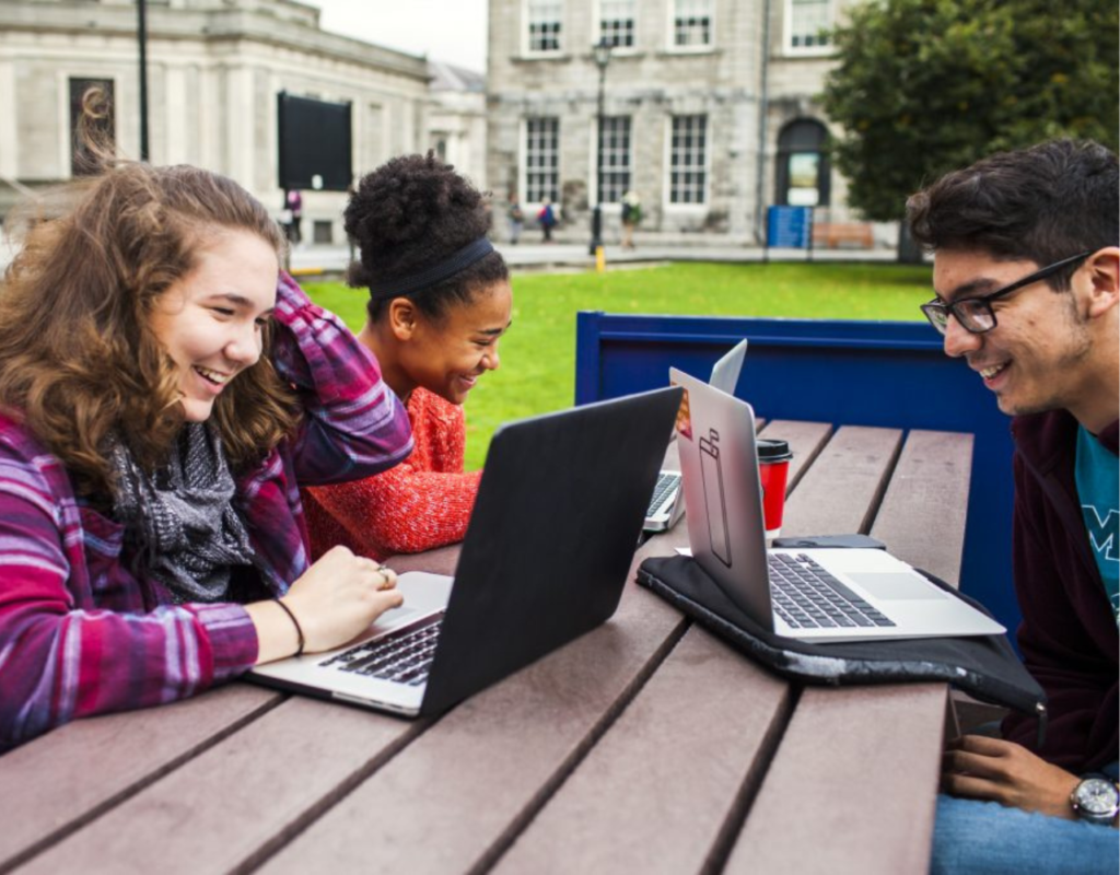 Study Abroad in Ireland: Exploring the Benefits of an Irish Education