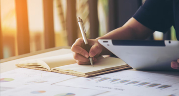 CertHE Business Studies